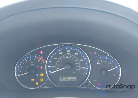 2011 Subaru Forester 2.5X Limited z USA, uszkodzony, nr VIN JF2SHBEC0BH763609